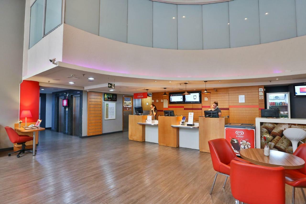 Ibis 3* Maringa